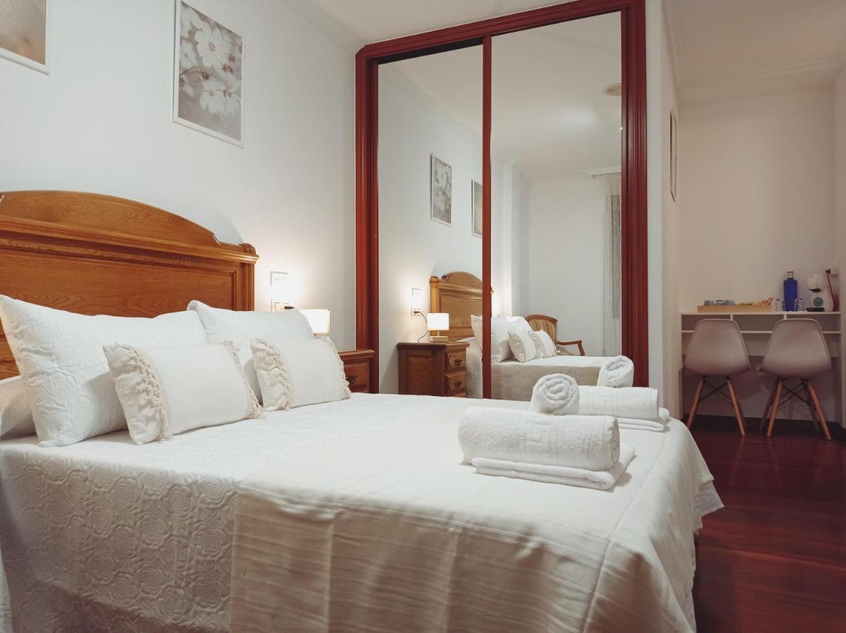 Martínez Rooms Pilgrims Caldas De Reis Exterior foto
